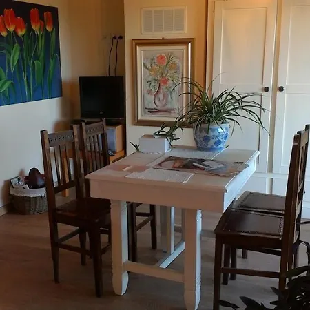 Magiche Langhe Bed & Breakfast Paroldo
