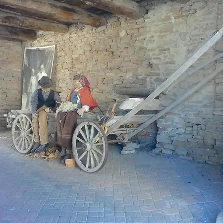 فندق مبيت وإفطار Magiche Langhe