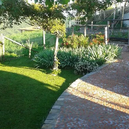 فندق مبيت وإفطار Magiche Langhe 3*